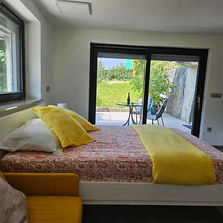 Country house Apartmaji Rdeca Kapica