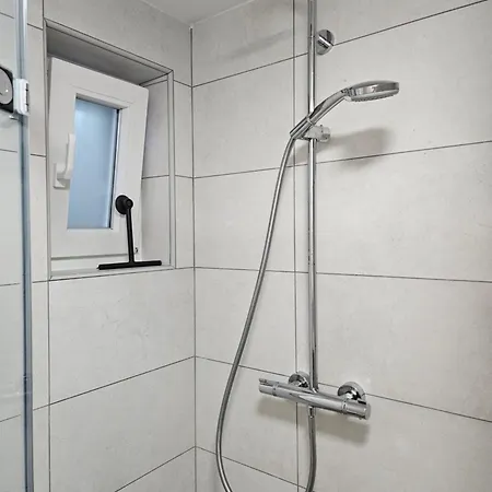 Apartmaji Rdeca Kapica Country house *