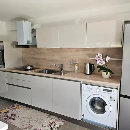 Apartmaji Rdeca Kapica Country house Ljubljana